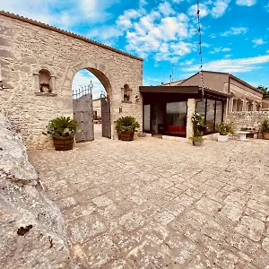Landhuis Mastro Vanni - Urban Masseria, Ragusa